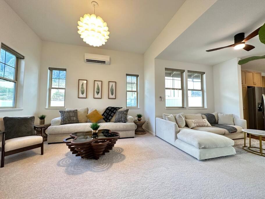 New 4 Bedroom Home With Ocean And Gorgeous Mountain Views In The Gated Community Of Mauna Olu Waianae Eksteriør billede